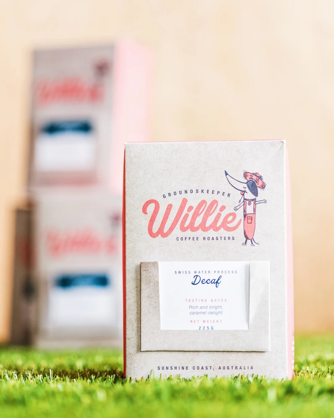 Product and lifestyle imagery for Groundskeeper Willie coffee roasters, a small boatch roastery on the Sunshine Coast. Processed with VSCO with j6 preset