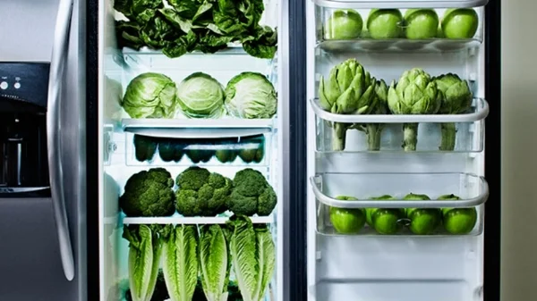 gty_vegatables_fridge_jef_130624_wmain.jpg