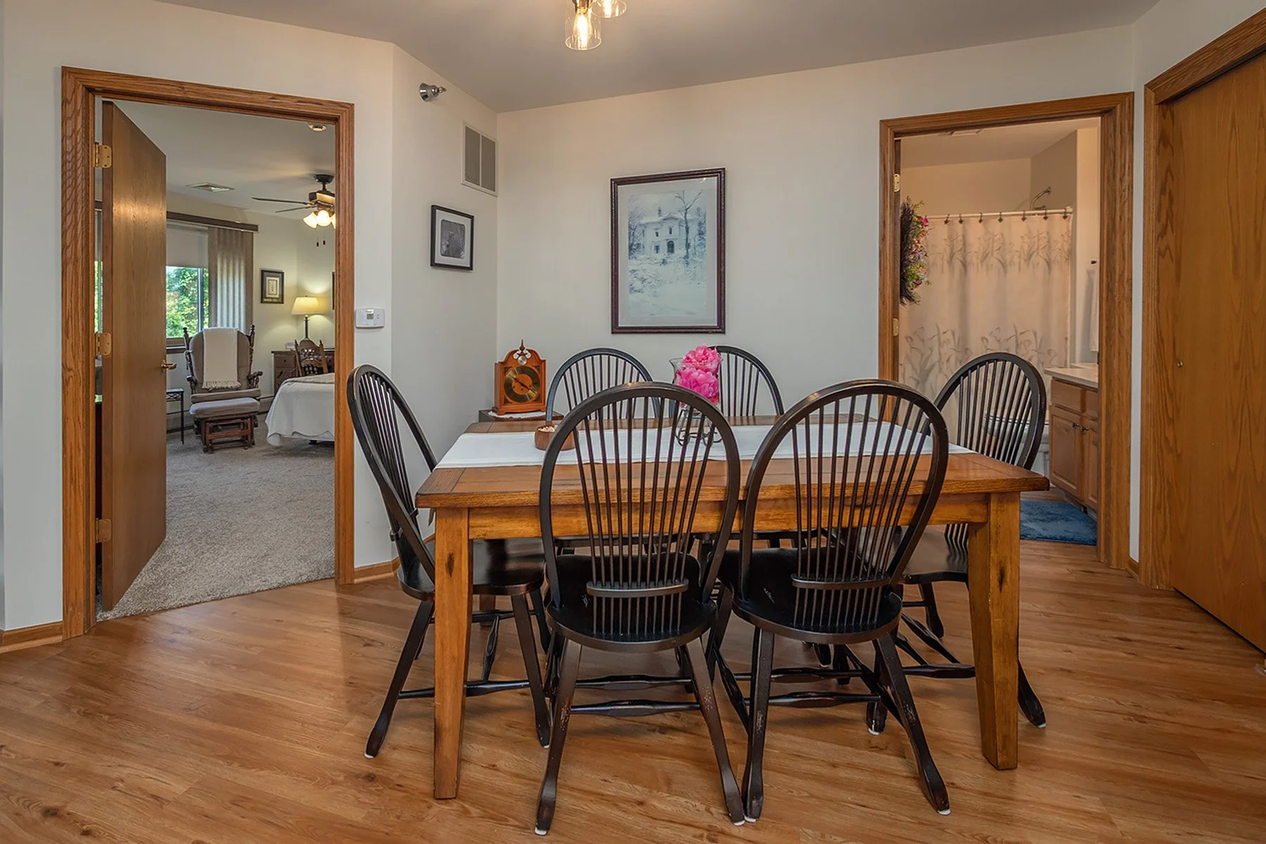 1Bed_205_015.jpg