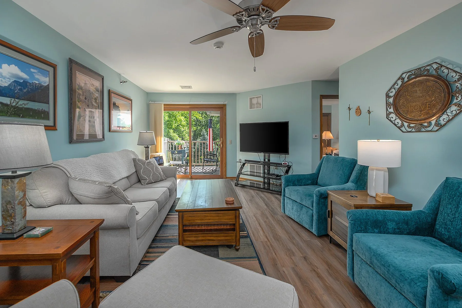 2Bed_017.jpg