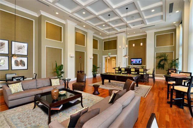 Clubhouse3.jpg