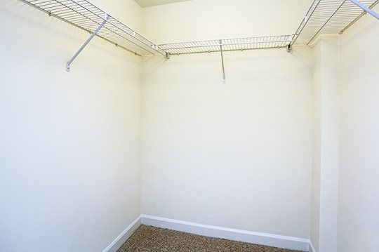 Walk in Closet(1).jpg