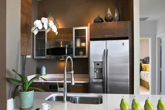 Kitchen2.jpg