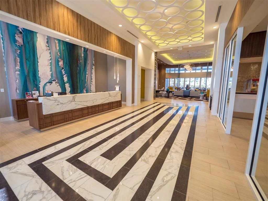 FL_WestPalmBeach_CameronEstates_p0556441_14Lobby_1_PhotoGallery.jpg