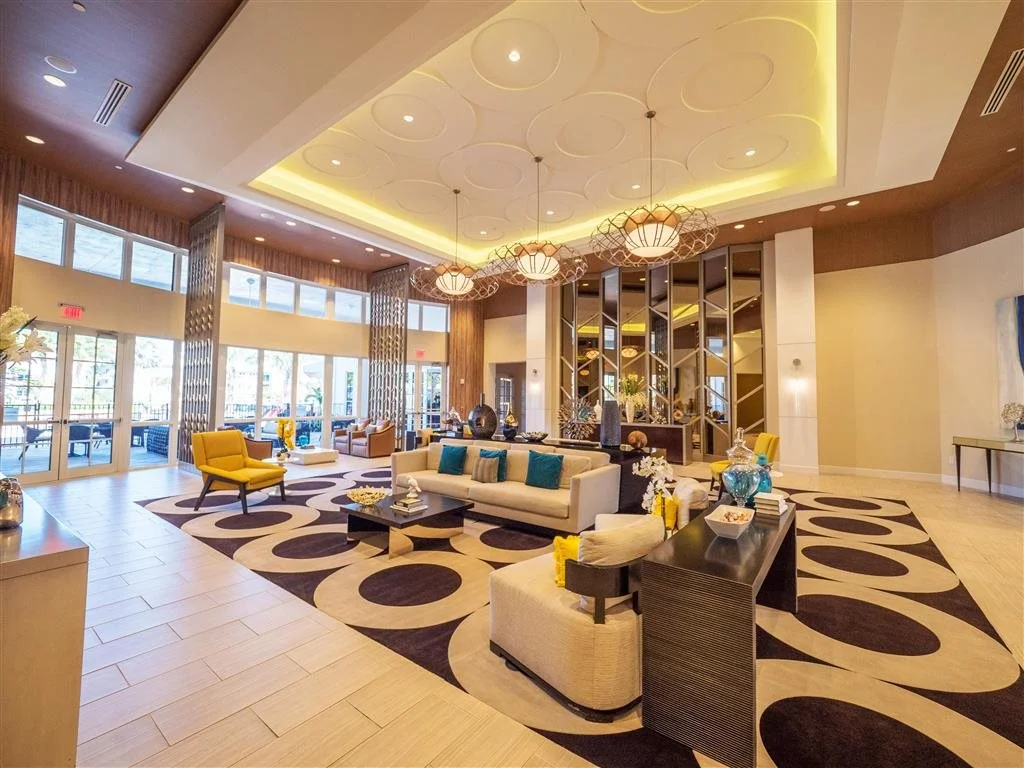 FL_WestPalmBeach_CameronEstates_p0556441_15Lobby2_1_PhotoGallery.jpg
