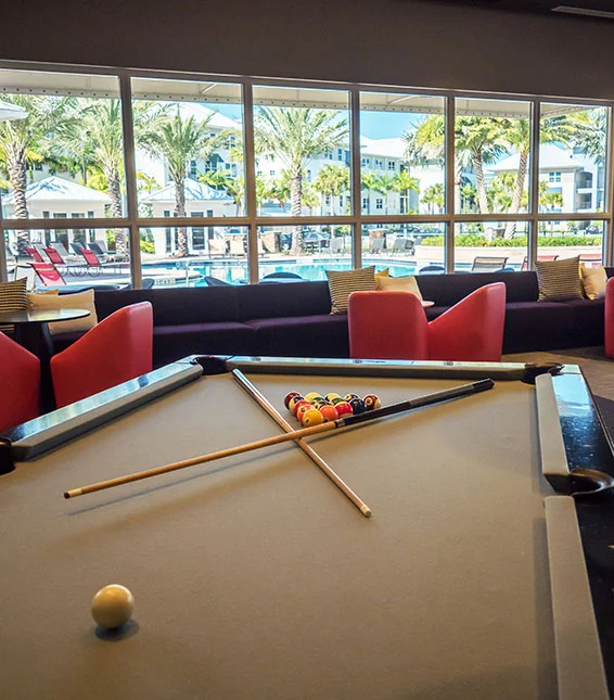 pool-table1.jpg