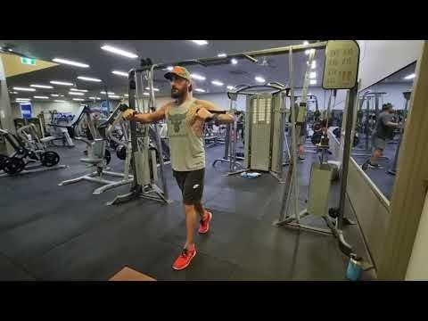 CABLE CHEST PRESS