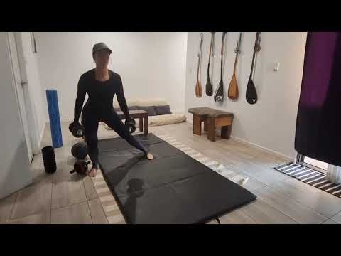 WEIGHTED CLOCK LUNGES