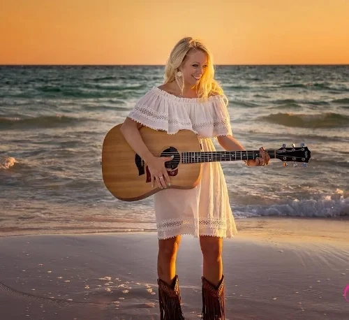 Lauren_Ashley_Autrey_singer.jpg