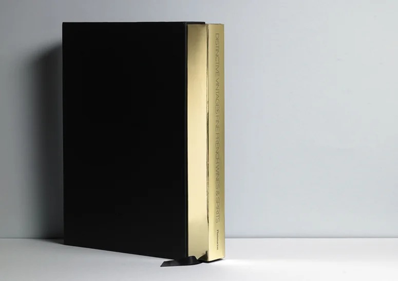 DISTINCTIVE VINTAGES - THE WINES AND SPIRITS OF MOET HENNESSY