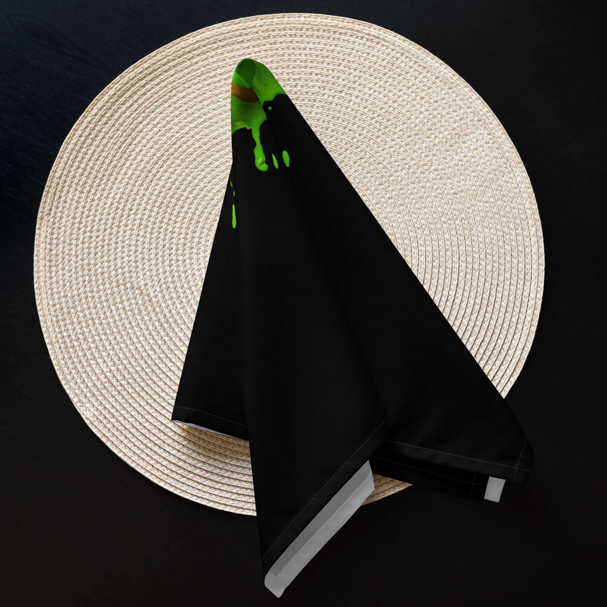 cloth-napkin-set-(4)-white-front-6a2b23f38f7cc.png