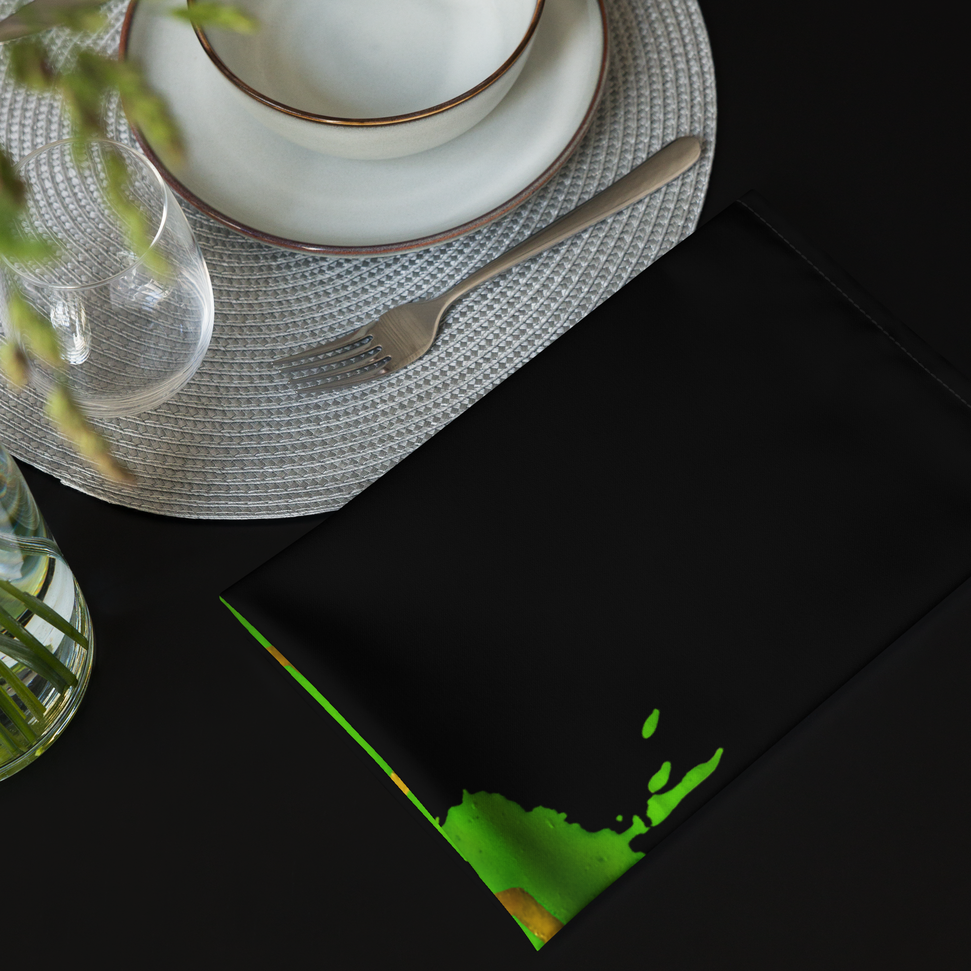 cloth-napkin-set-(4)-white-front-6a2b23f390e34.png