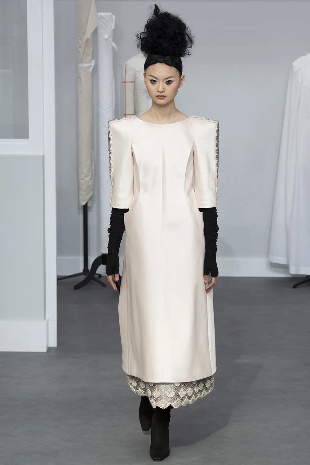 Chanel Fall 2016 Couture, @Yannis Vlamos