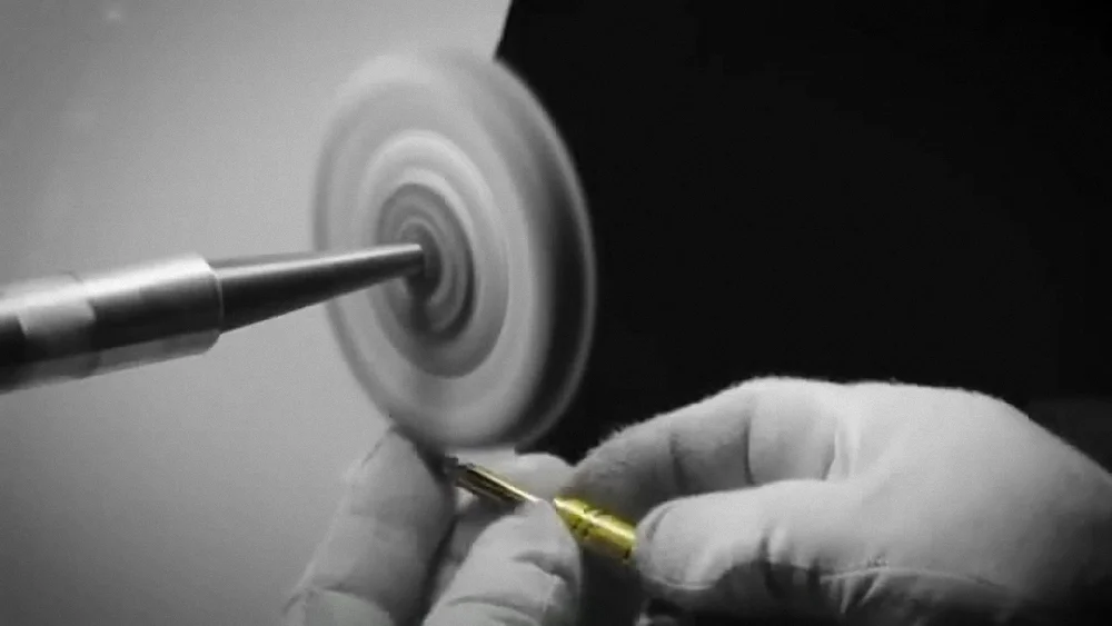 Stills from MENĒ video 