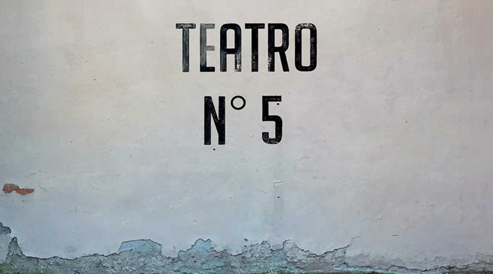 Teatro_cover.jpg.fashionImg.hi.jpg