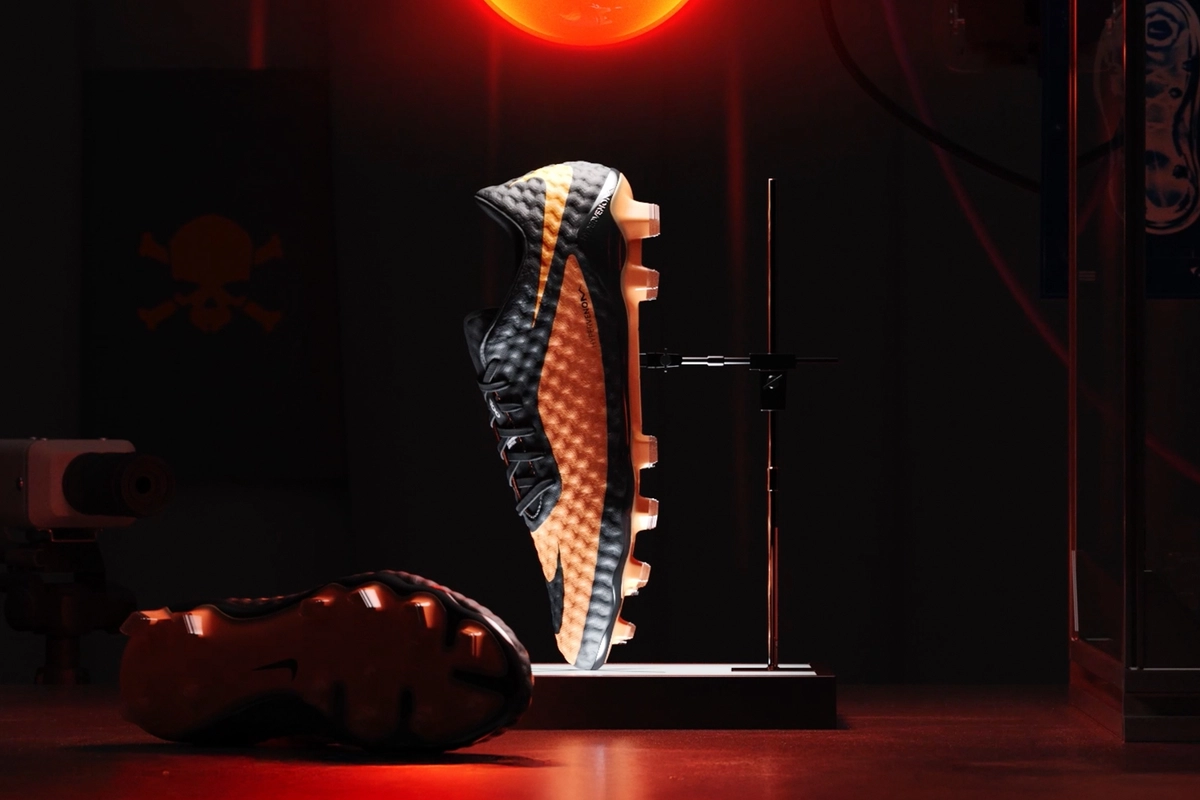 Nike Revives a Classic with the All-New Hypervenom RGN Football Boot