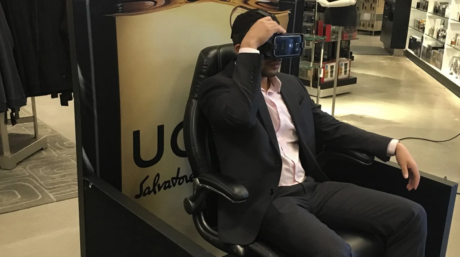 SALVATORE+FERRAGAMO+VR+POS.jpg