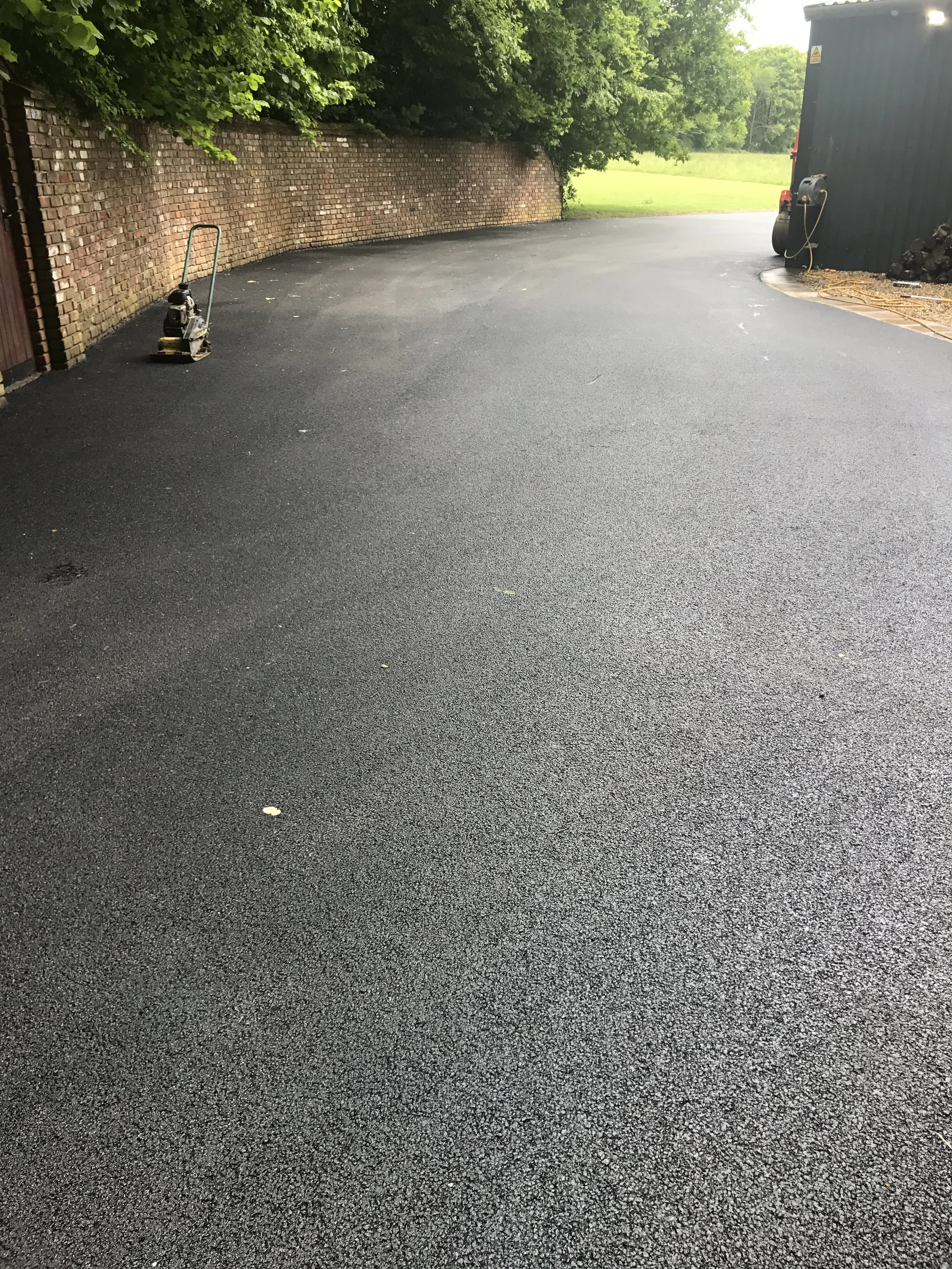 Private driveway completed in West Tytherley
