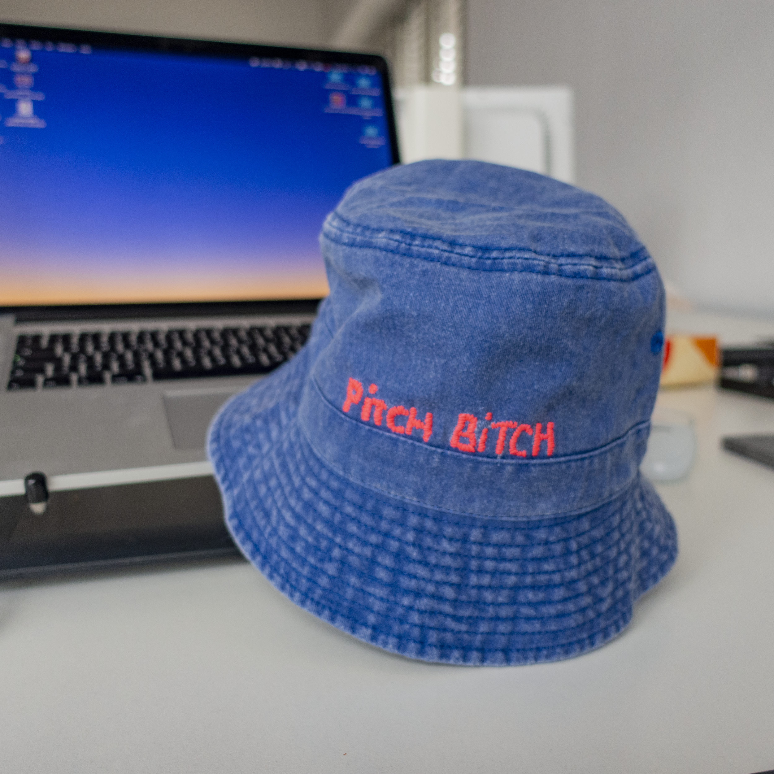 embroidery_hat.png