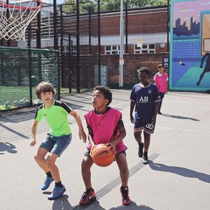 It's half term in London - time to play! Our parks are open for you to enjoy - so whether you love to keep active, need a safe space for little legs to run around or are just looking for a quiet rest somewhere green, Bankside Open Spaces Trust has go