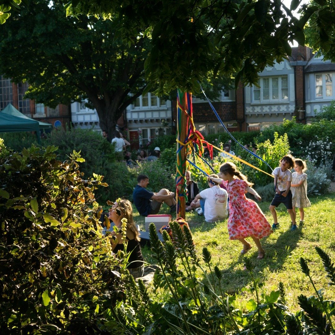 The start of the Merry Month of May - with some Maypole dancers in Red Cross Garden for you! Taken at Bankside Open Spaces Festival last year - and the garden's festival vibes are shaping up for 2024 too! 

We've got a fantastic line up of jazz, folk
