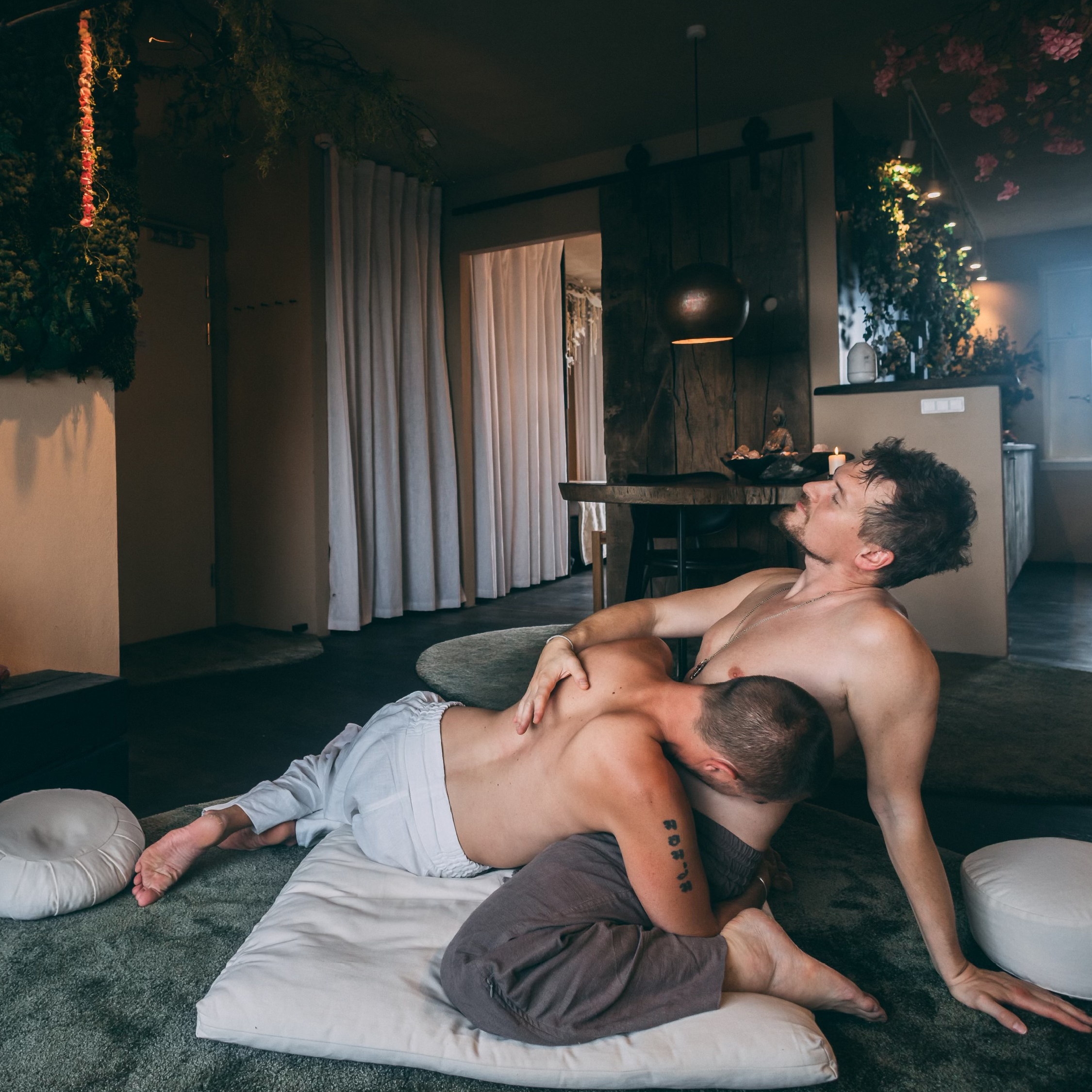 Sensual Summer vibes Sunday - Nude Yoga &amp; Tantra for Men 