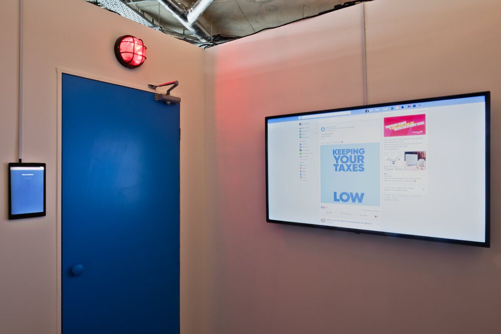  Sarah Selby, Raised by Google, 2019. Installation view, arebyte Gallery, London. Image: Paul Chapellier.