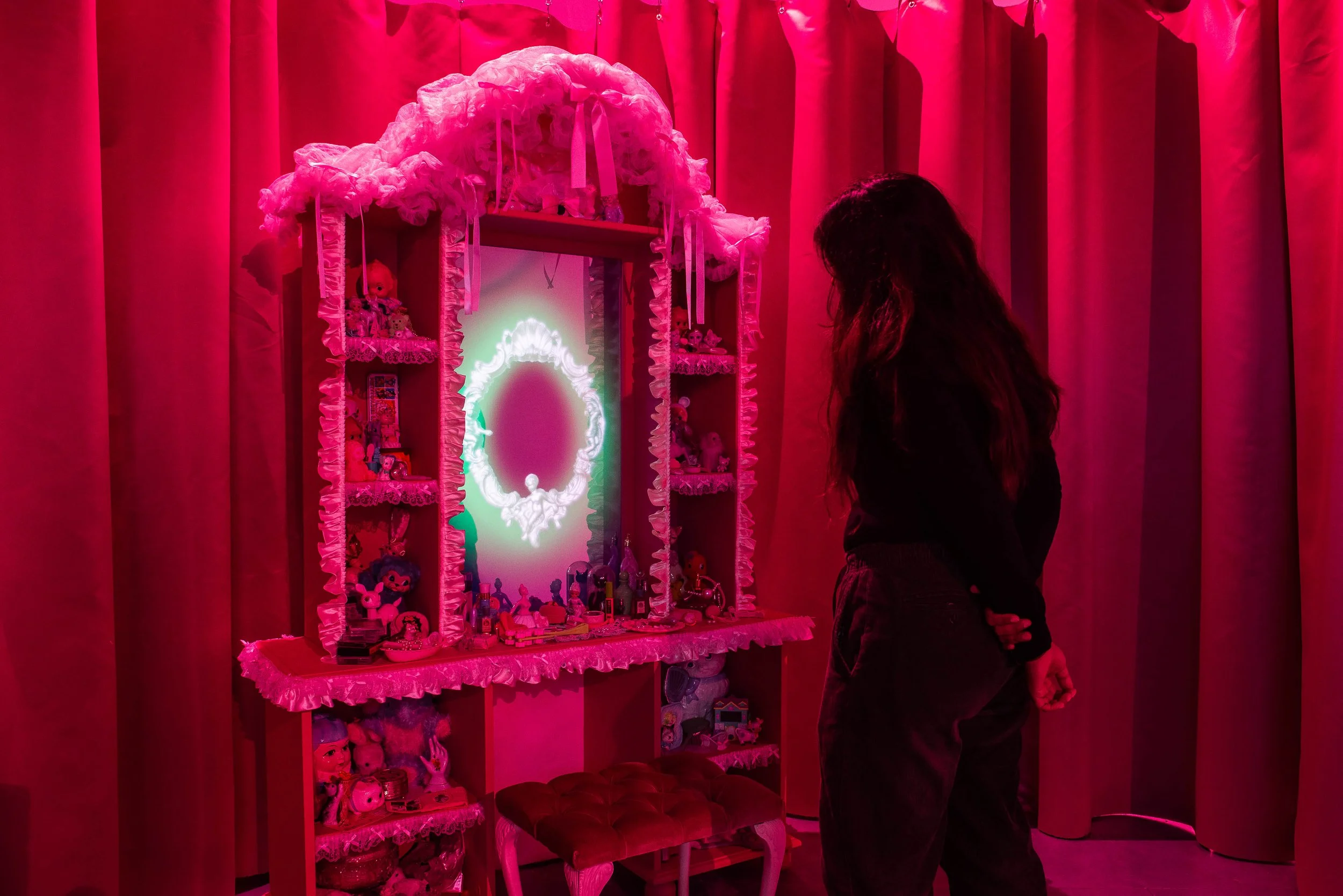 Arebyte_AmbieDrew_LR-125_Image_ Max Colson.jpg