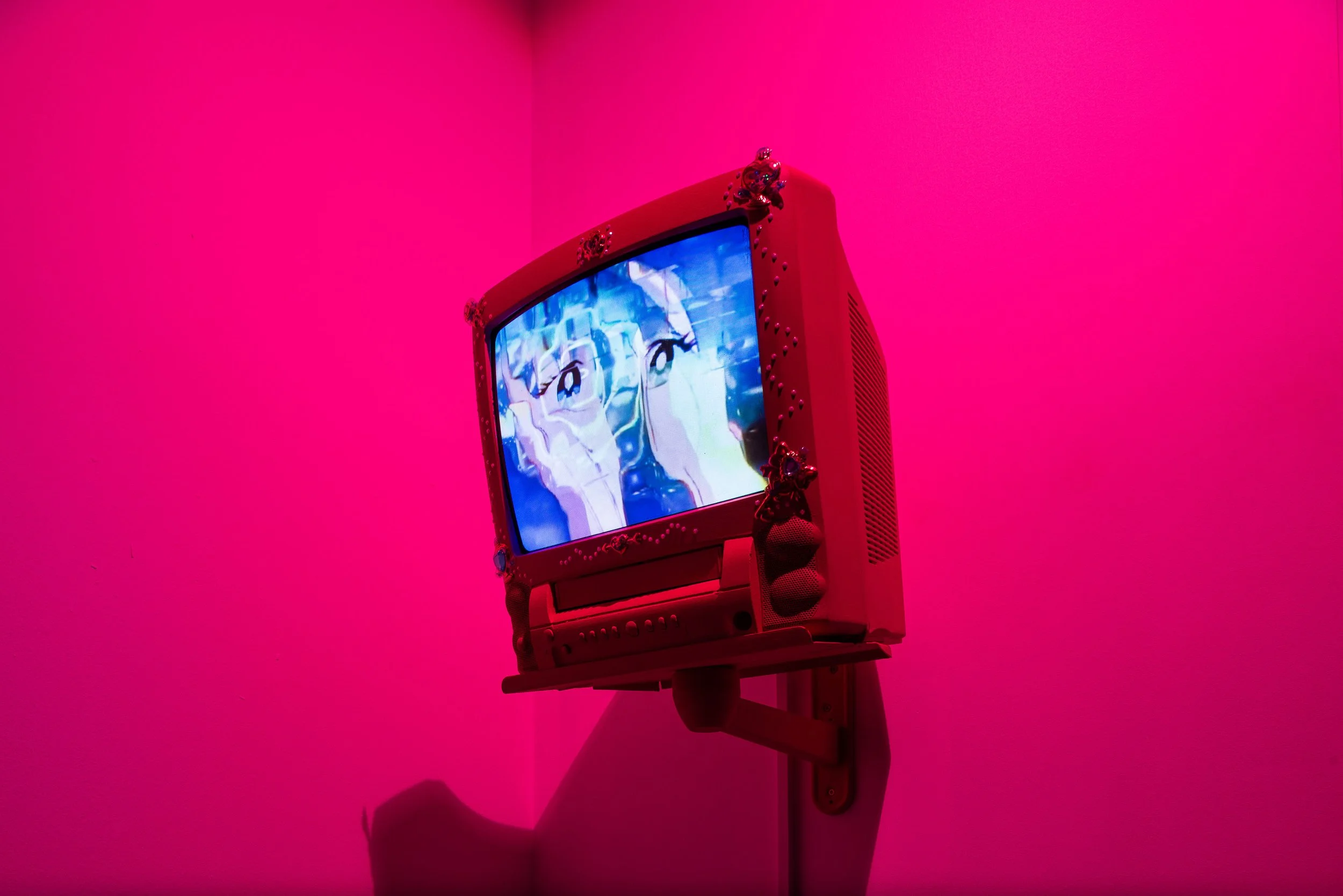 Arebyte_AmbieDrew_LR-13_Image_ Max Colson.jpg