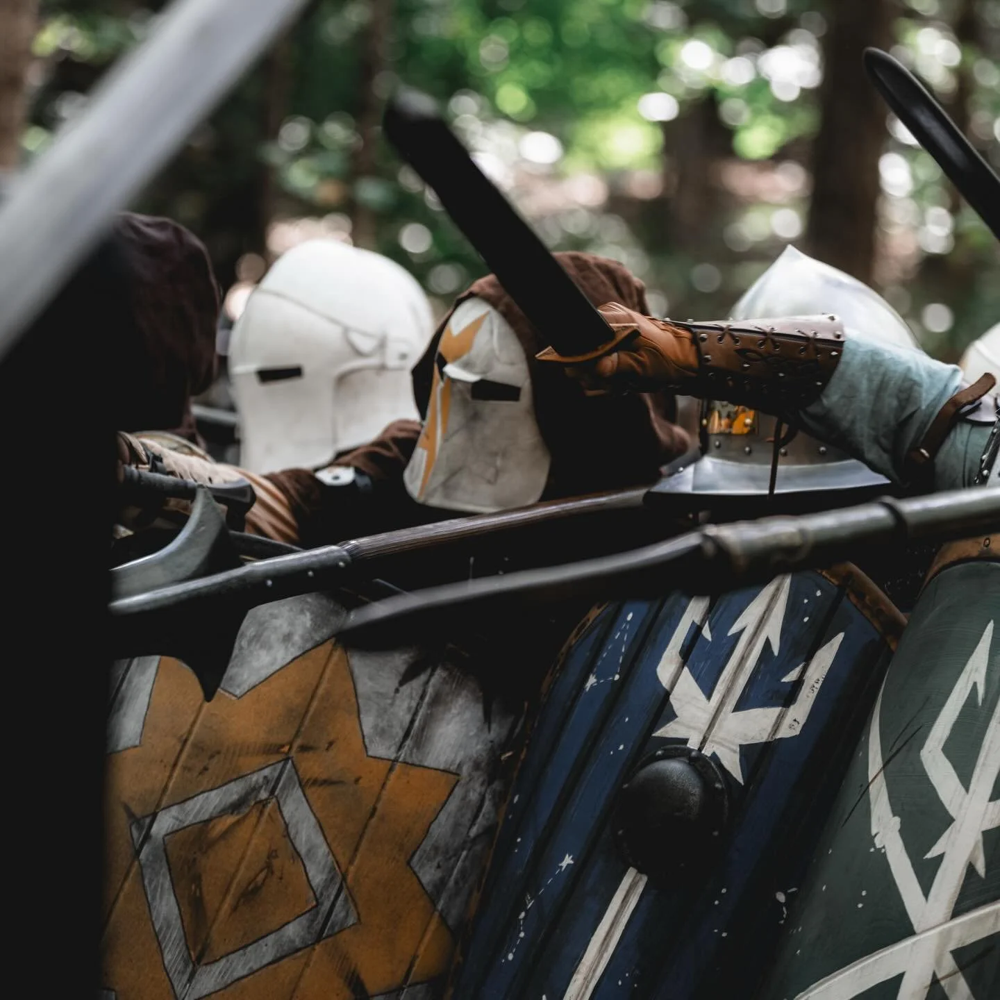 Introducing Weekend Warrior: Border War

For the first time ever, an immersive mini event from Fell and Fair!

&ldquo;It is the spring of the Year of Light 1126. The battle rages across Adrasil as factions and realms vie for power. Borders are contes