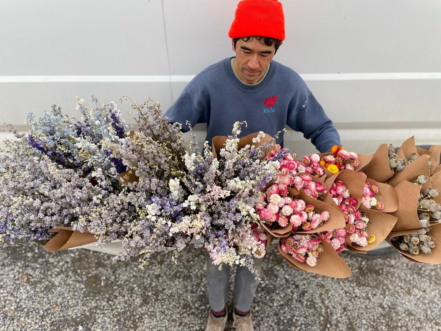 Saying goodbye sucks. The last of our dried and fresh flowers are heading to @middlebury_coop for the weekend and then our selling season is done for the year. So if you want to have local flowers for next weeks celebration now is the time to stock u