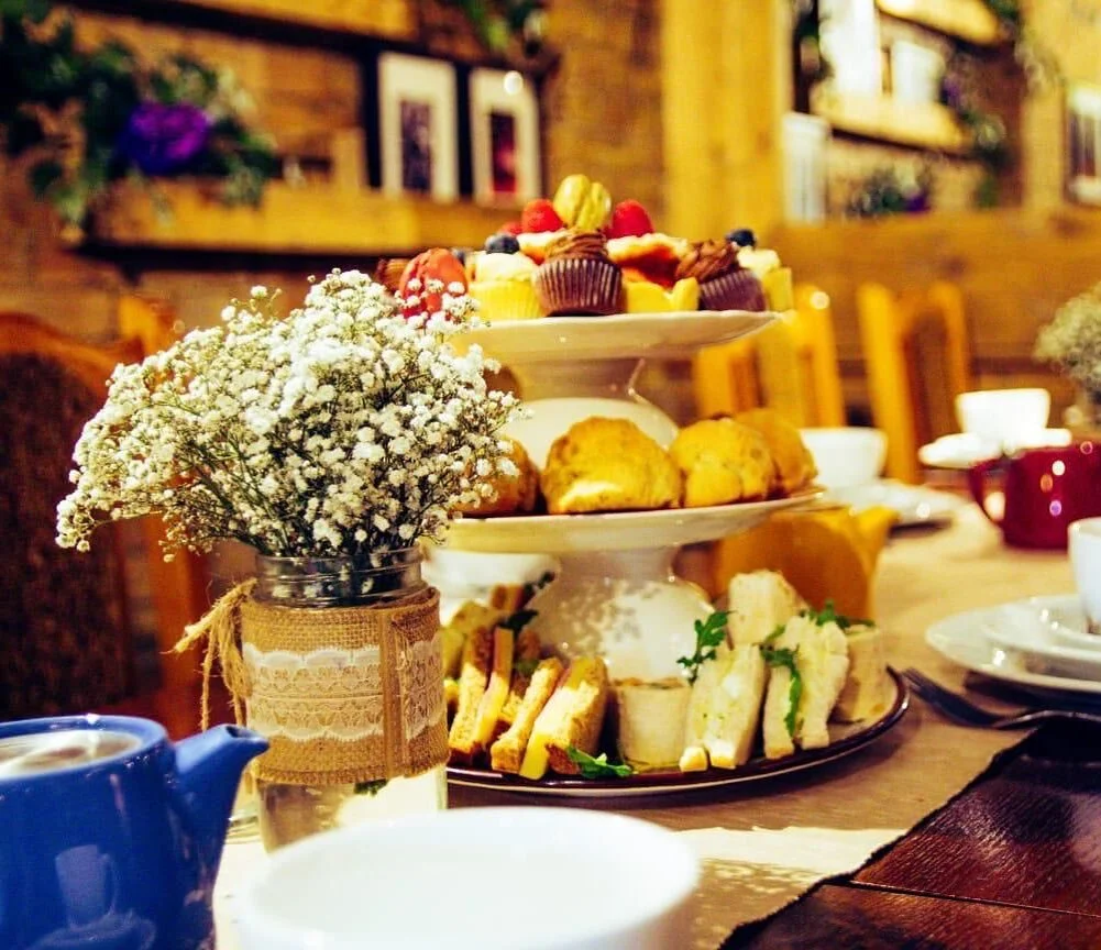 Mother&rsquo;s Day Afternoon tea:
Enjoy an afternoon tea with finger sandwiches, freshly baked scones, pastries and cakes.

Pre-book only.
We&rsquo;re offering you a luxury afternoon tea for two people for just &pound;25.00, or include a glass of Pro
