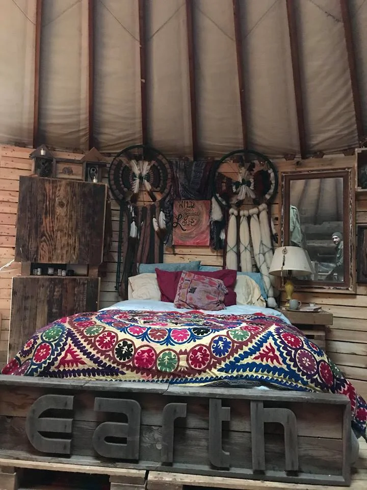 Rest space adorned with recycled love