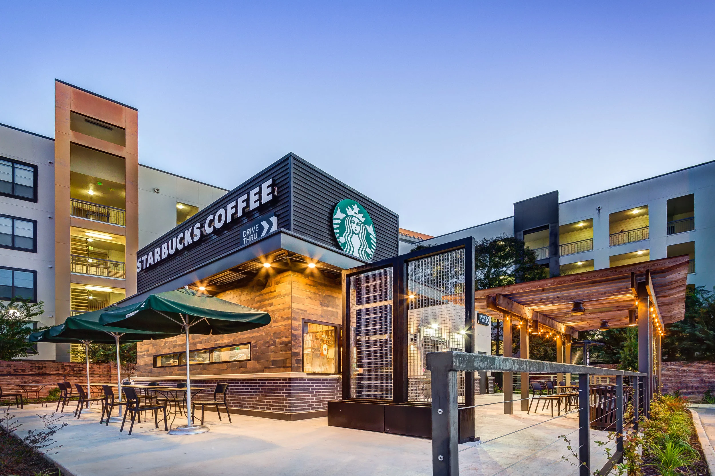 Starbucks_Braeswood_5.jpg
