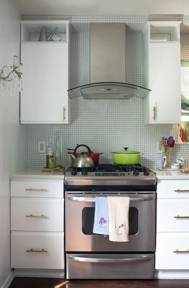 kitchen+stove.jpg
