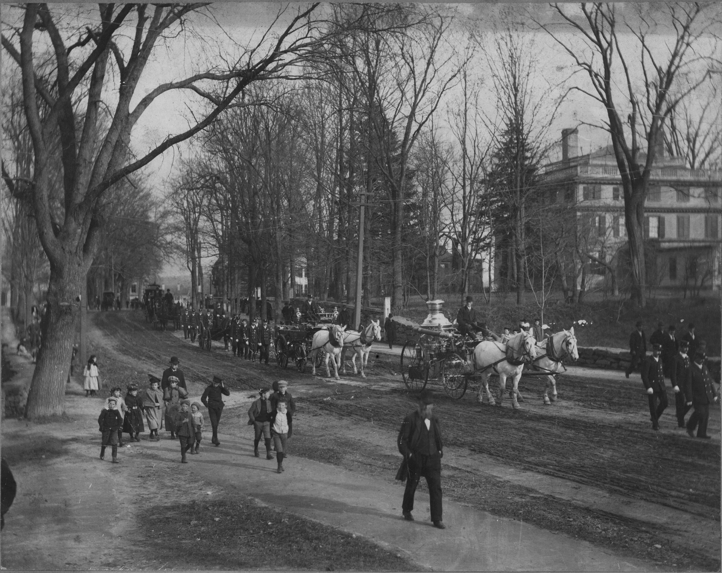 Parade&nbsp;photo from November 16, 1895.
