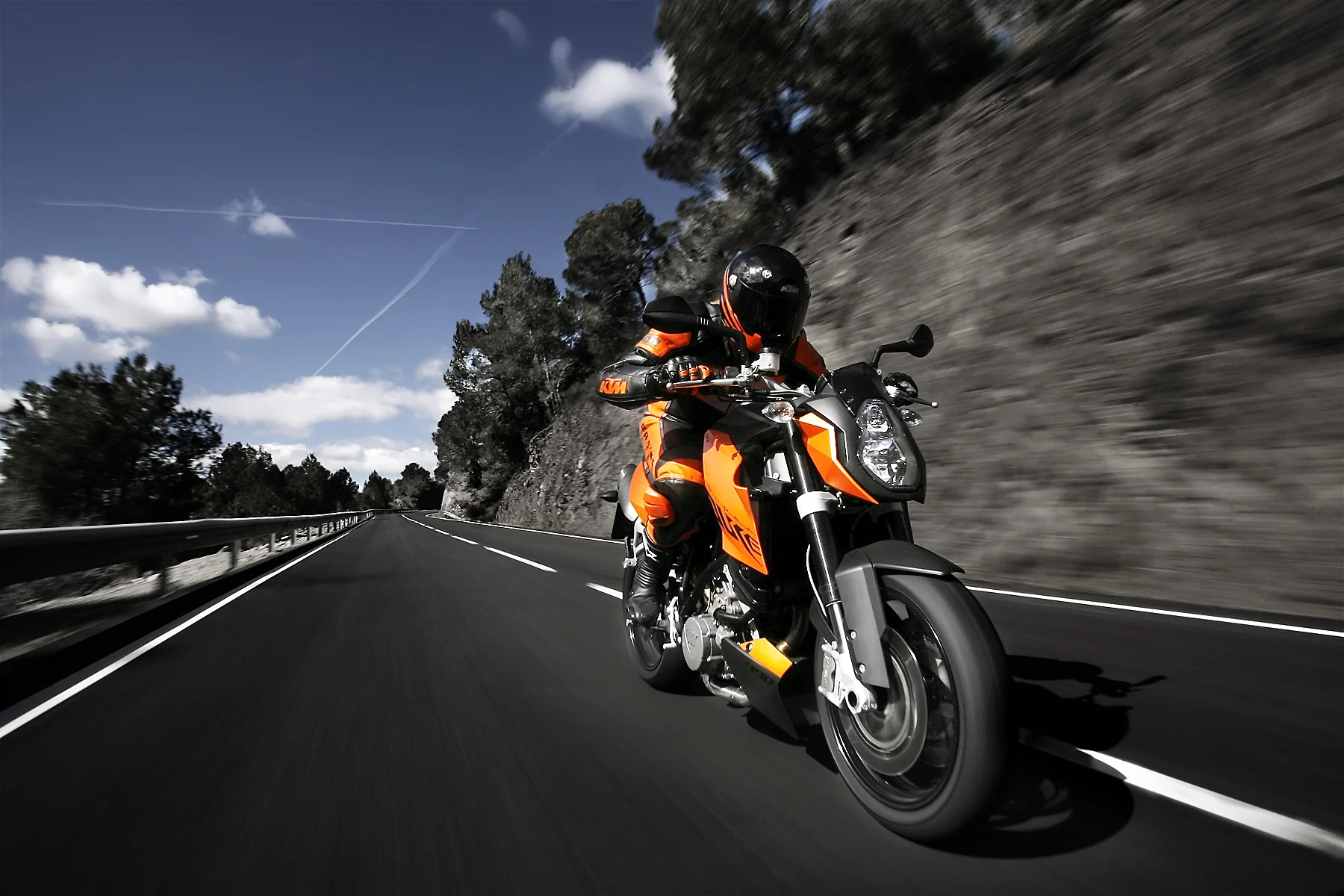 KTM_SuperDuke_EDI3171_1.jpg