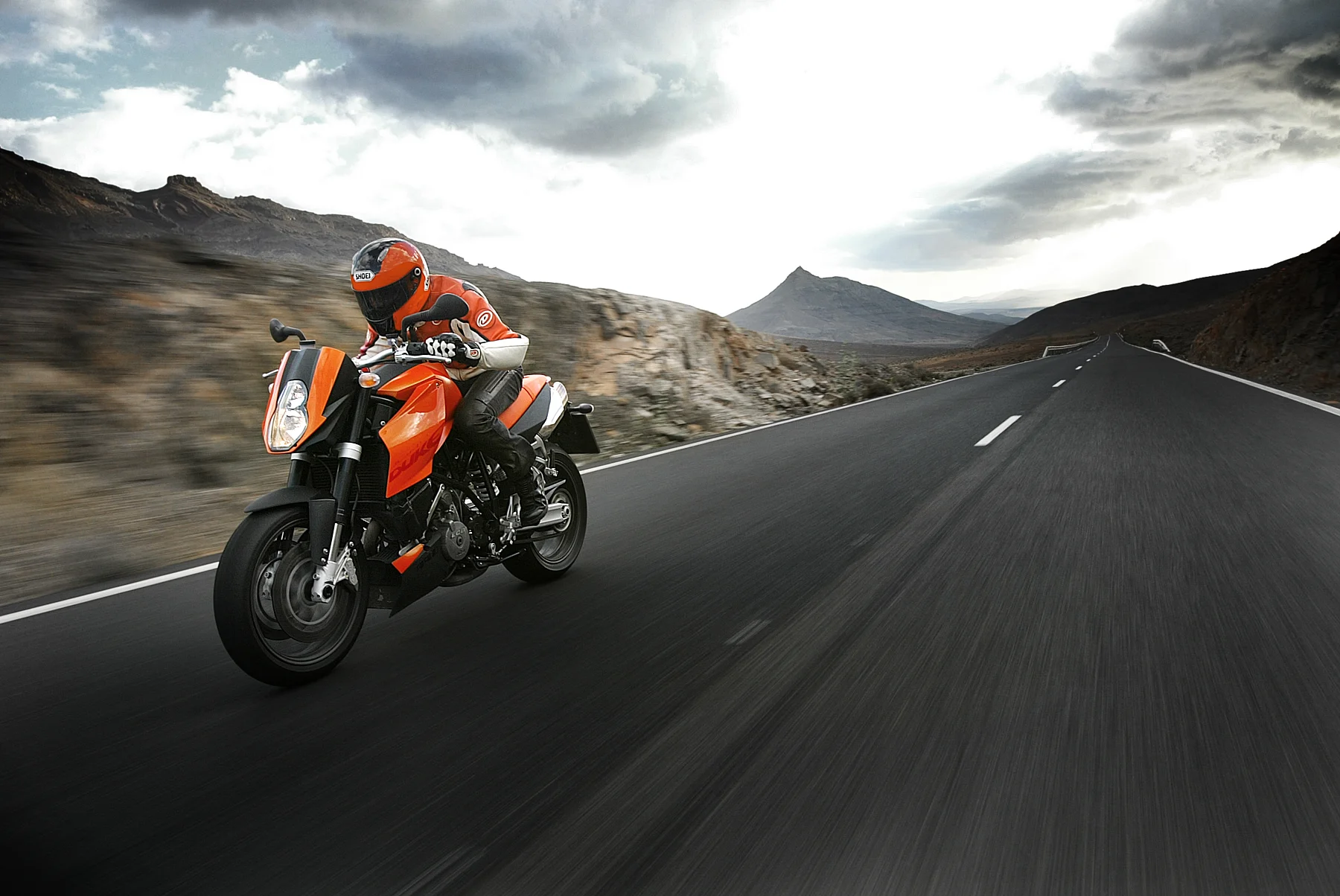 KTM_SuperDuke_Fuerteventura_Ri5133_V1.jpg