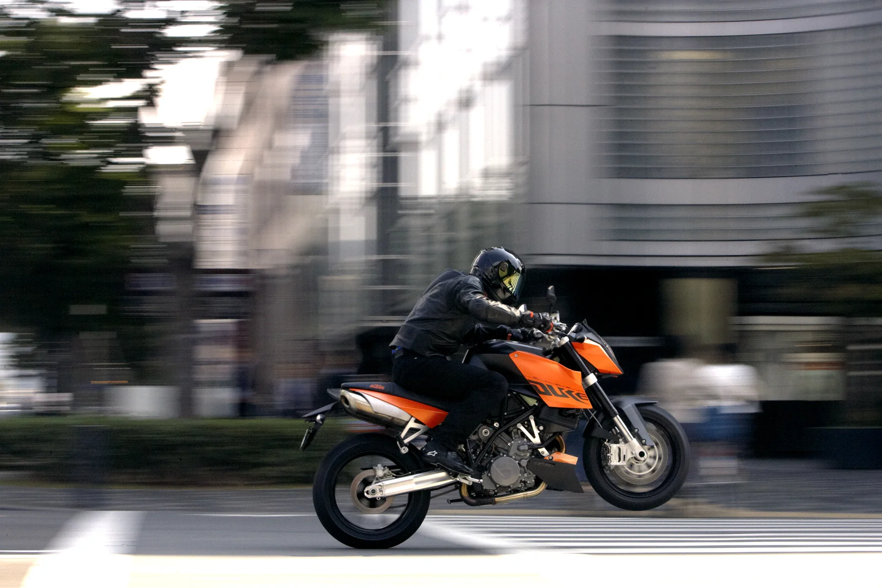 KTM_SuperDuke_Japan_Kyoto_REDI1572_1.jpg