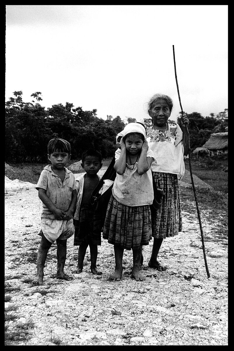 Belize_FamilyandBaby.jpg