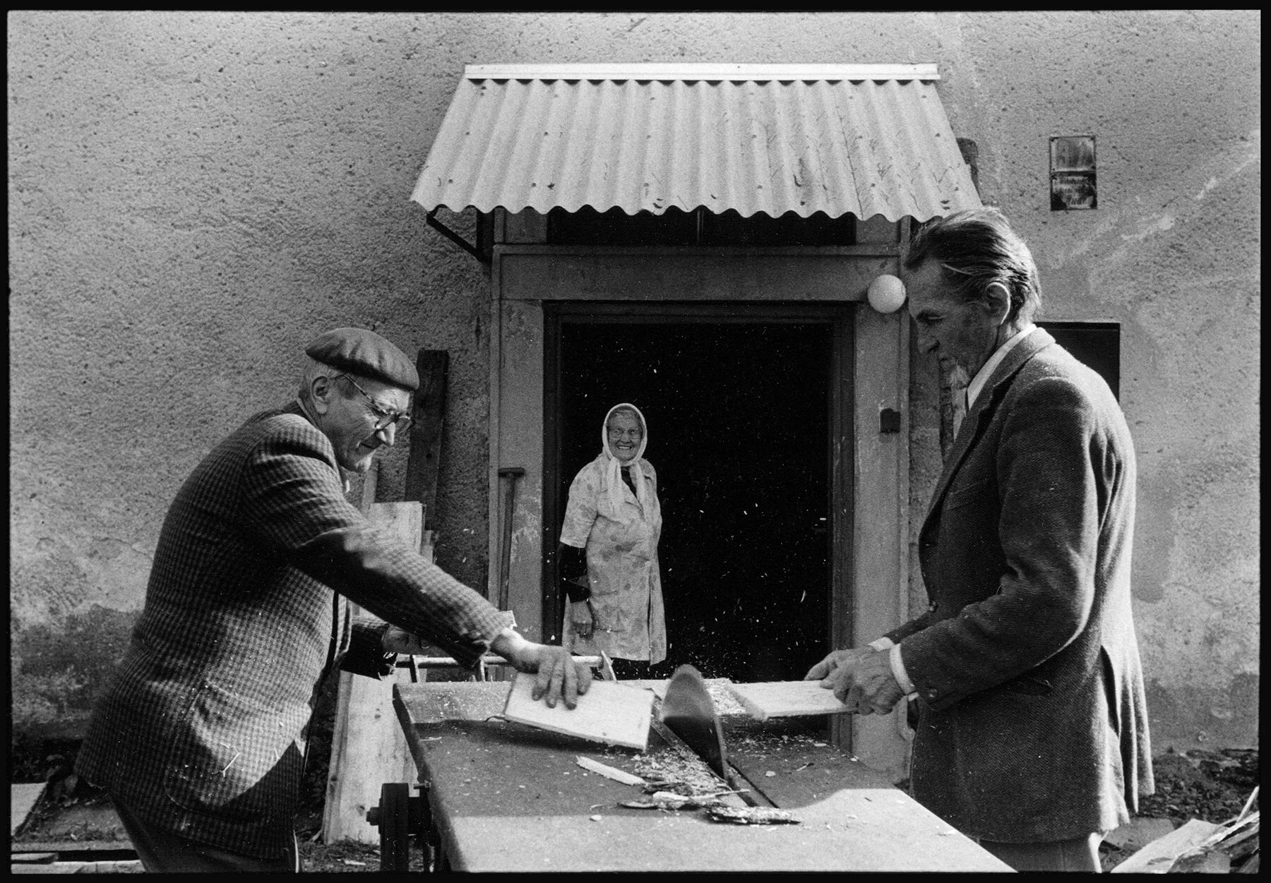 Czech_Republic_Sawing.jpg