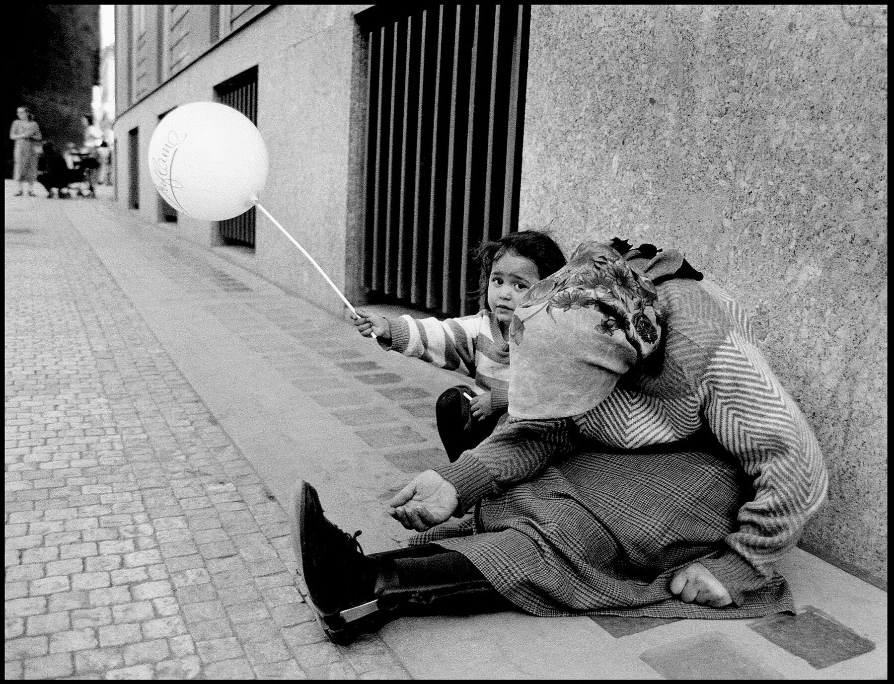 Prague_Czech_Gypsy Begger.jpg