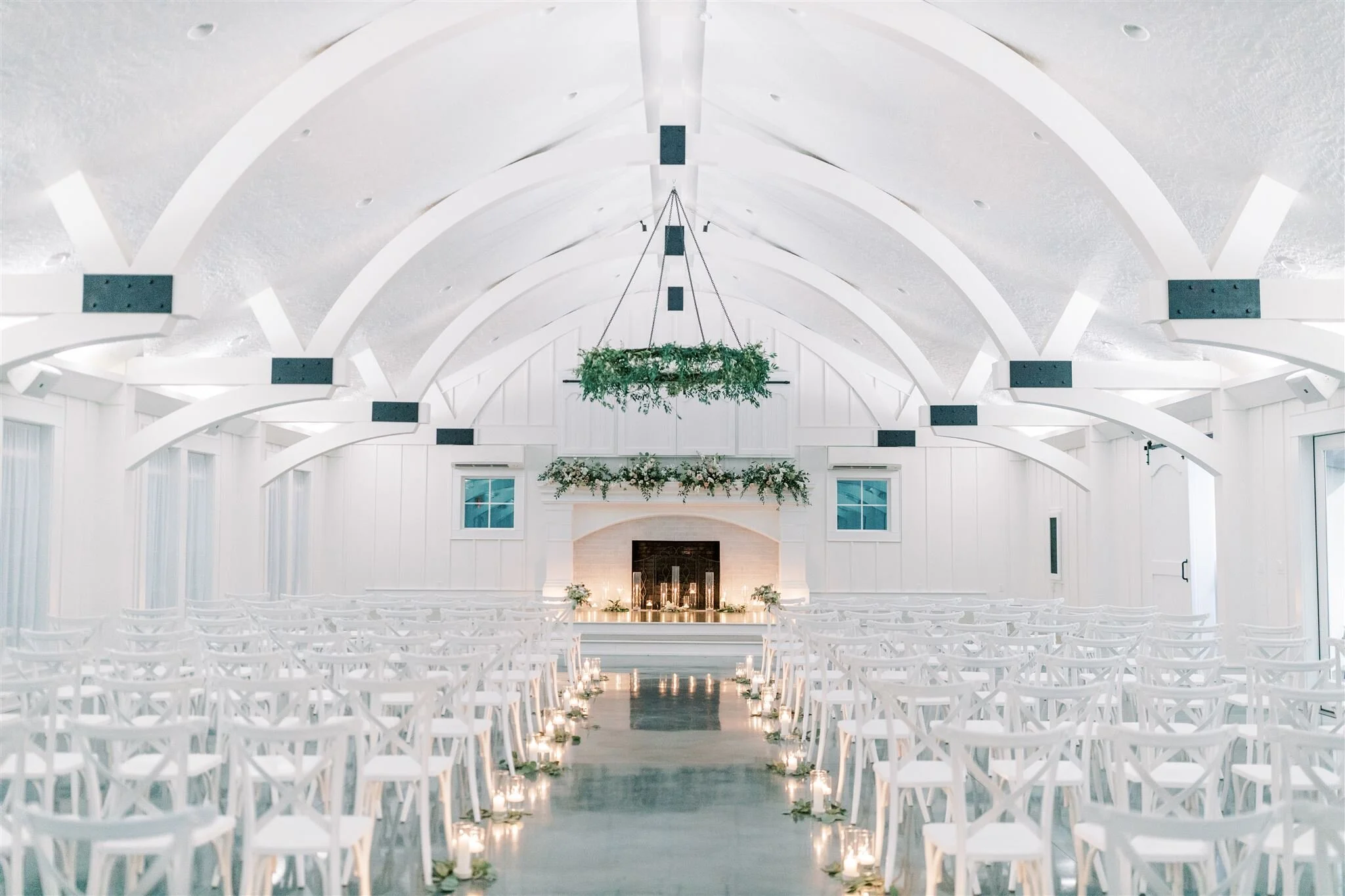 White Farmhouse Alabama Wedding Venue White Farmhouse Wedding Venue