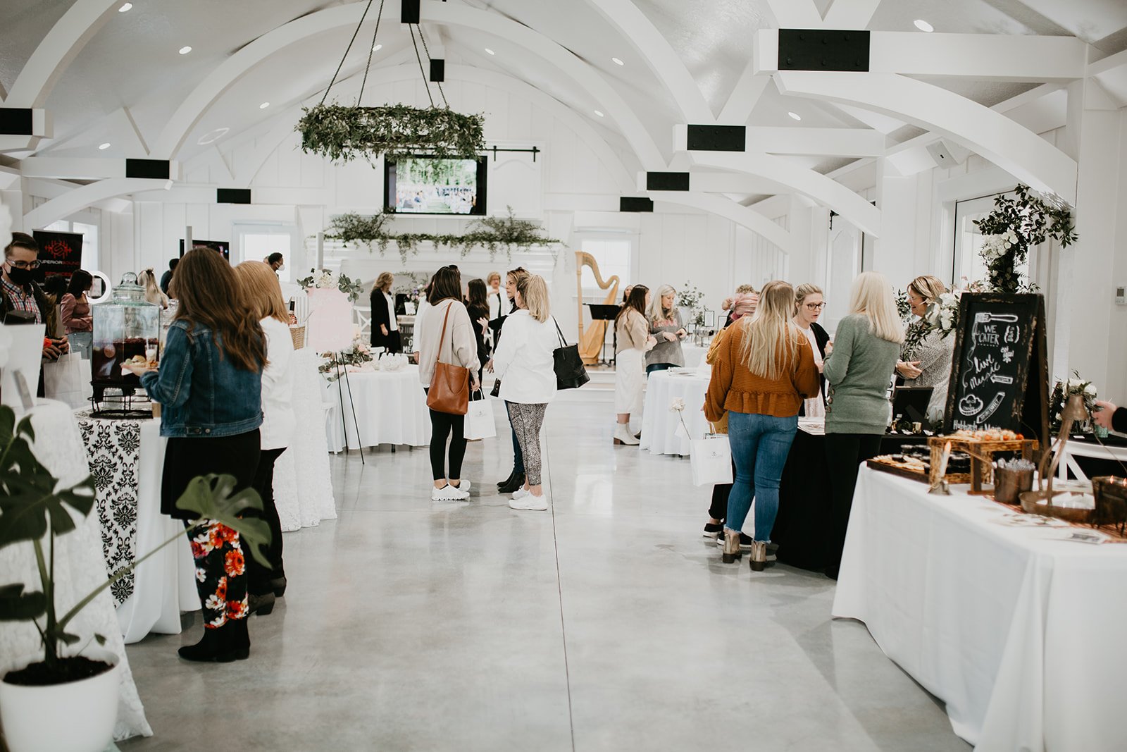 The Meadows Bridal Expo 2024 — White Farmhouse Alabama Wedding Venue