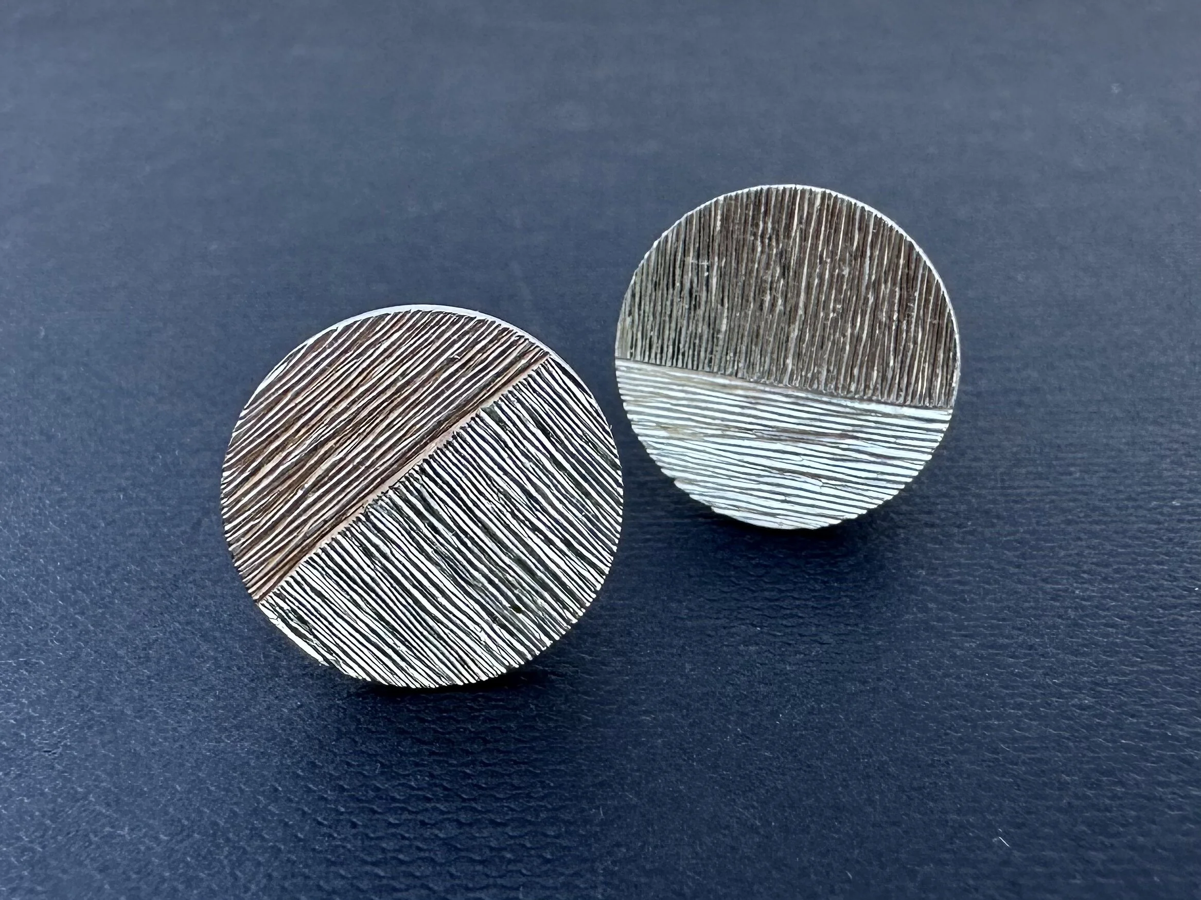 EBAAE45C-7570-49CD-94AB-26E34BE90E54