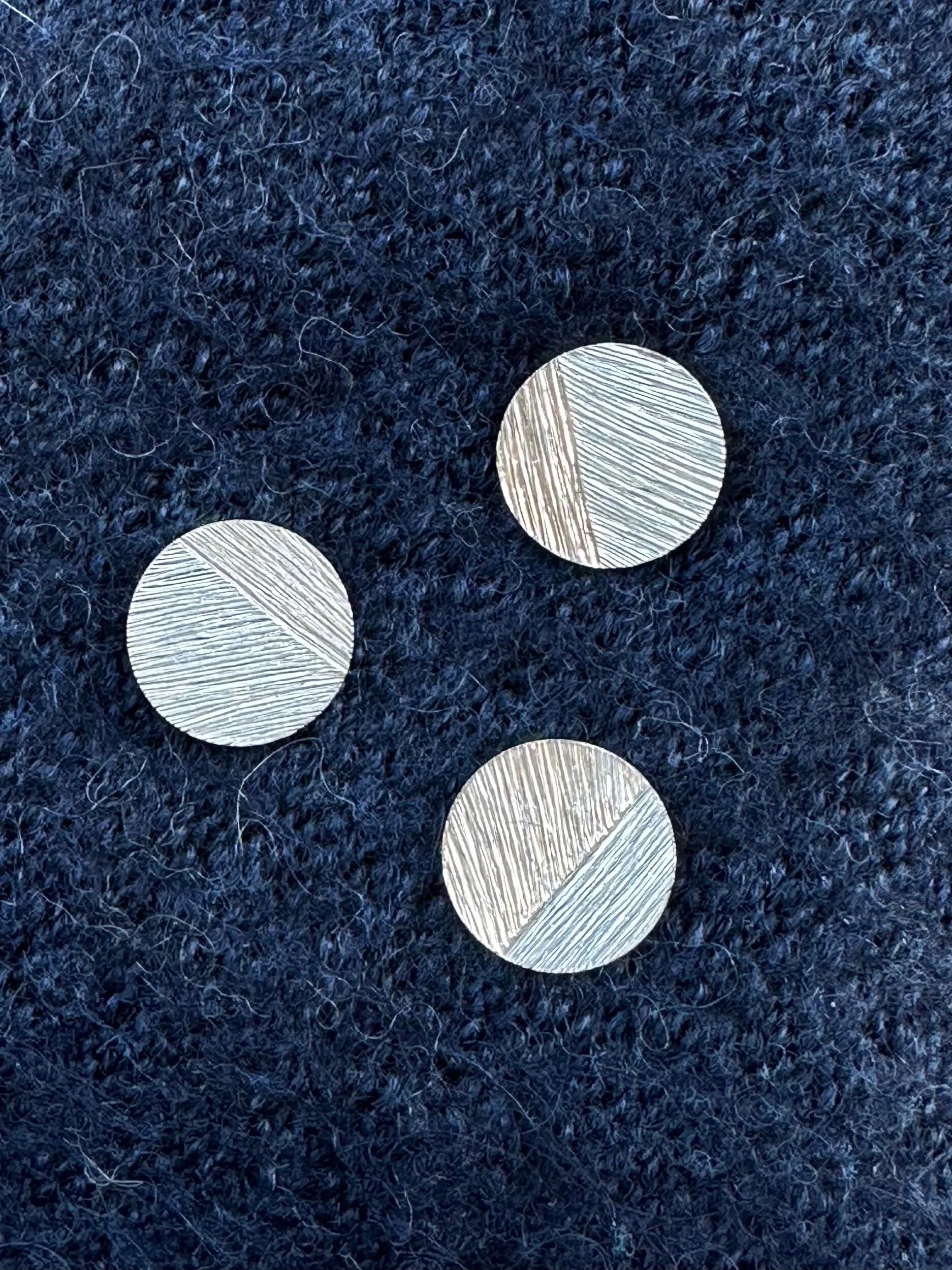 EC6D0F44-3463-4A38-9AA7-F21898DB13AC