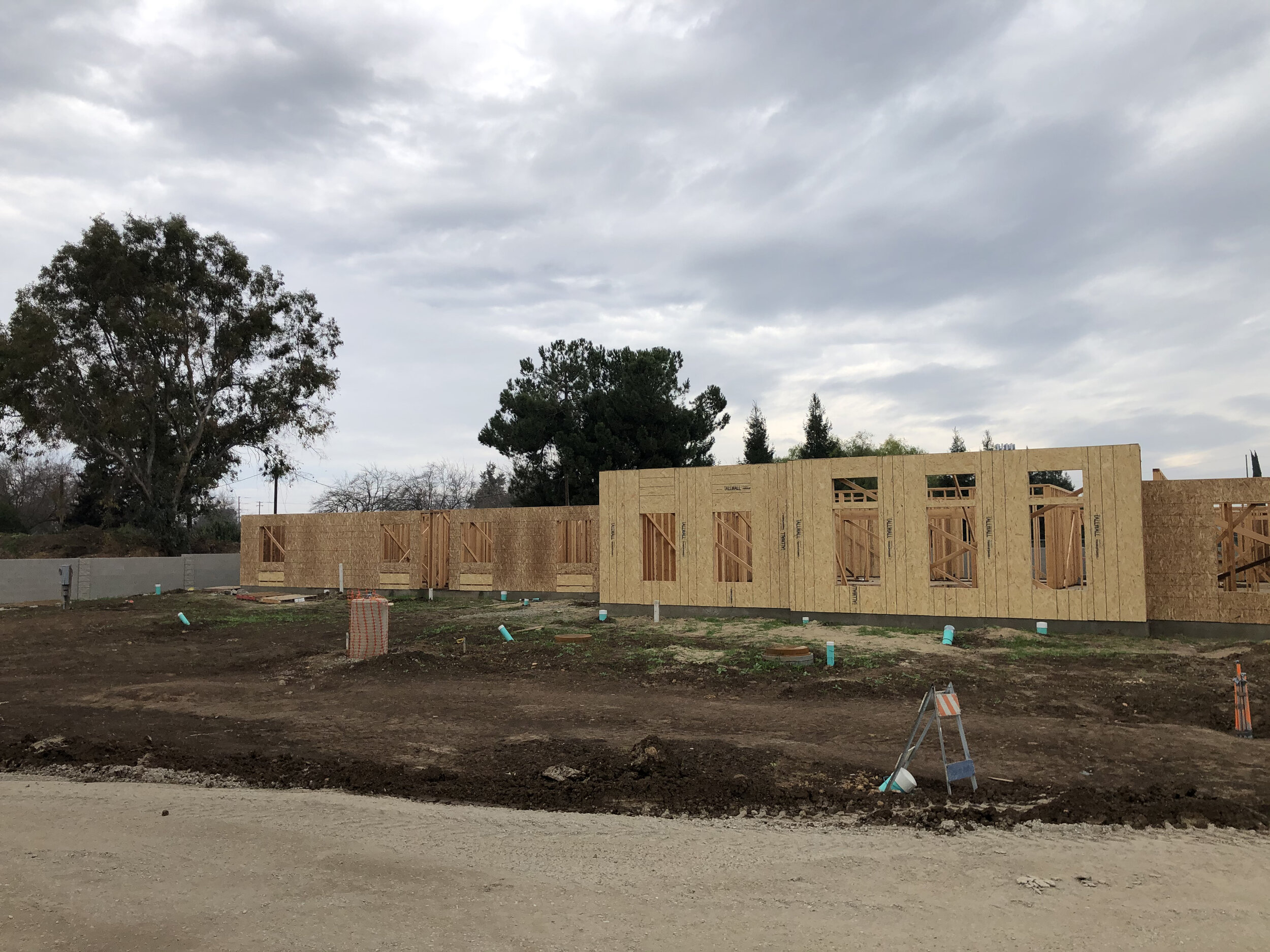 Construction 1.2021a - veterans before cement pad and respite care in back.jpg