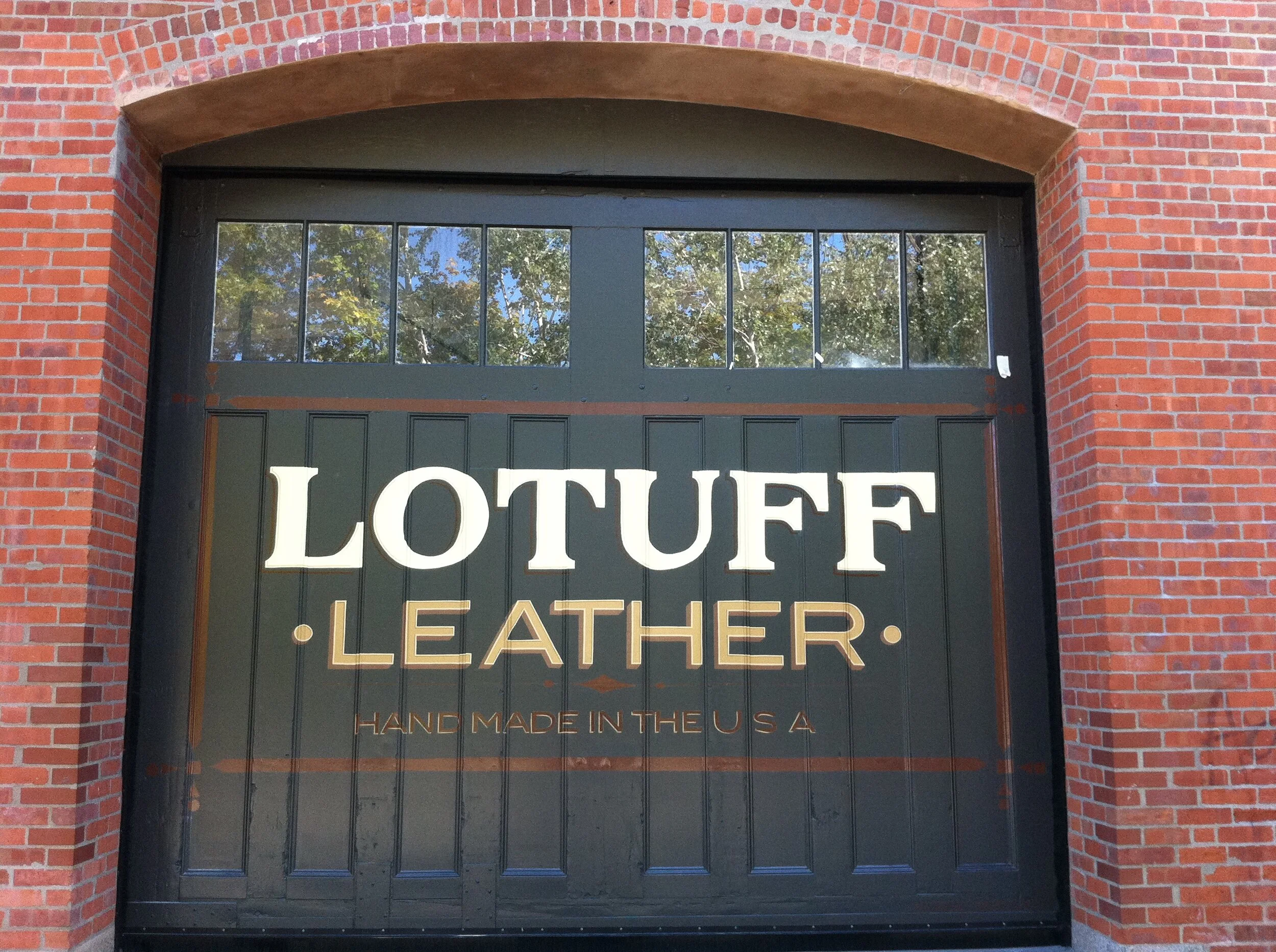 lotuff_01.JPG