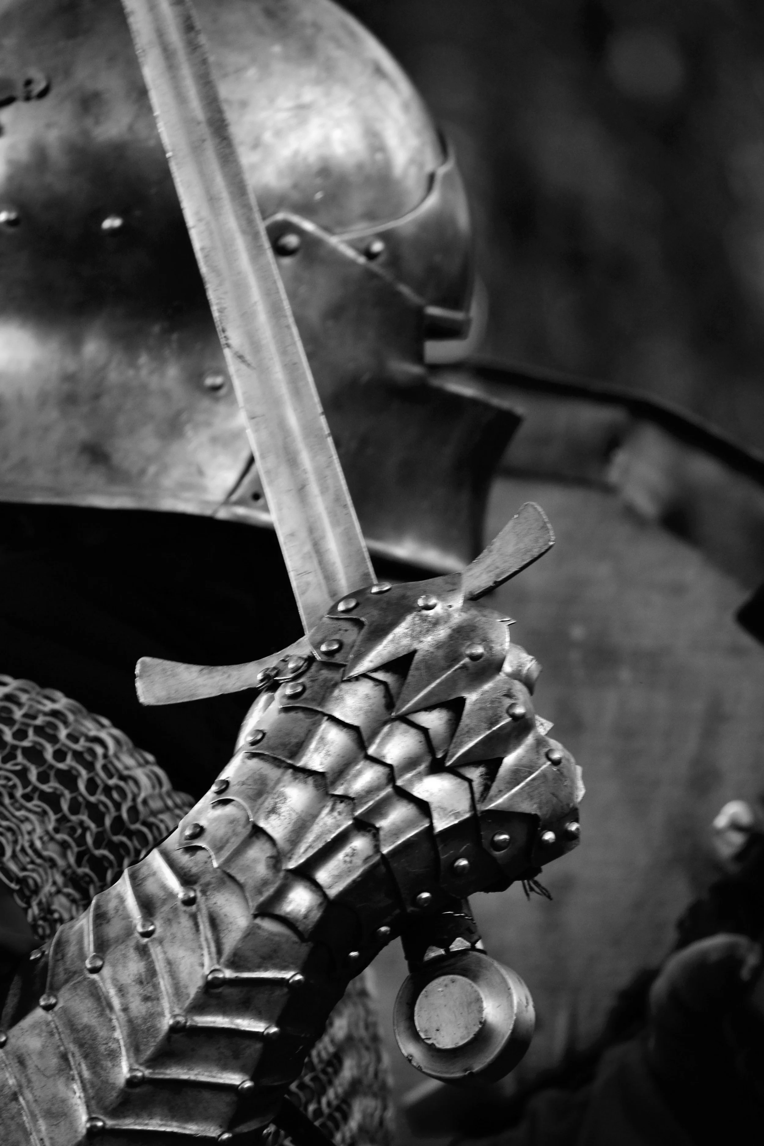 ancient-antique-armor-339805.jpg