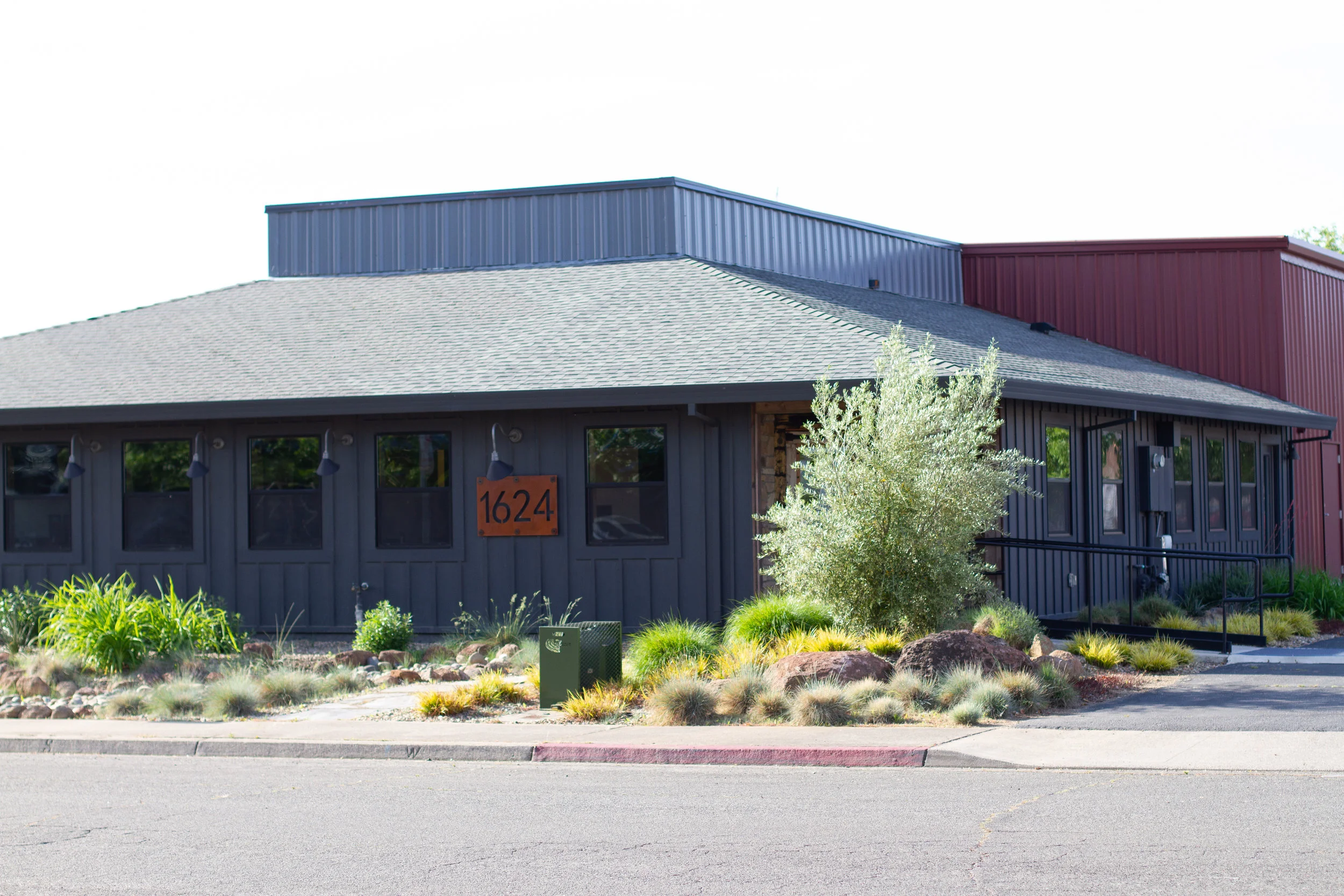 POOLE BLVD FRONT.jpg